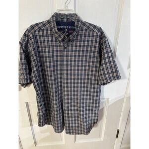 men's newport blue short sleeve button-up shirt XL Made In United Arab Emirates